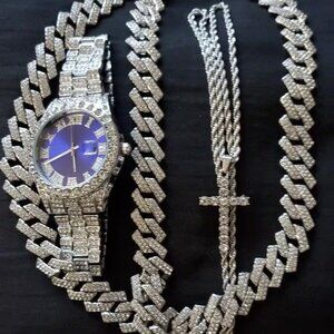 Diamond watch for men and women original